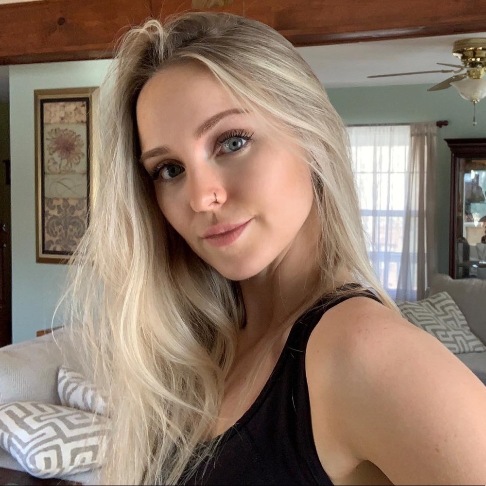 Meet your Posher, Jessica
